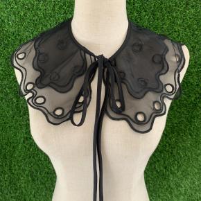 Hollow Double Lace Fake Collar