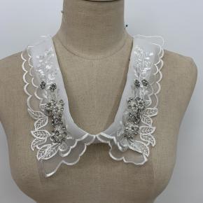 Diamond collar