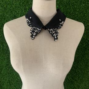 Versatile collar