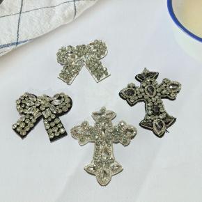 Handmade beaded cross cloth patch diamond bow clothing shoes and hats decorative accessories DIY patch